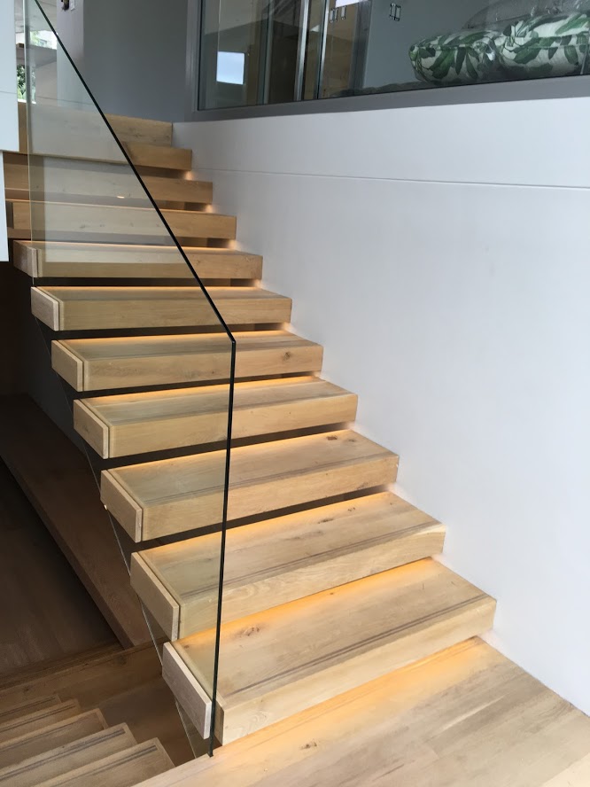 Oak staircase with Panga Panga inlays